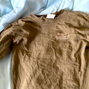 Selling dark green simply southern top!!